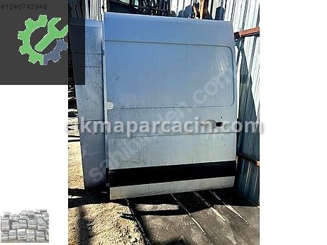 Renault Master Sağ Kapı çıkma parça