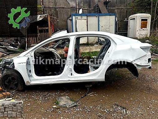 Renault Megane Arka Kesme çıkma parça