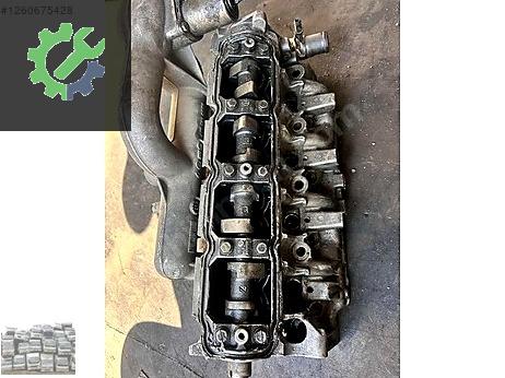 Renault Trafic Silindir Kapak çıkma parça