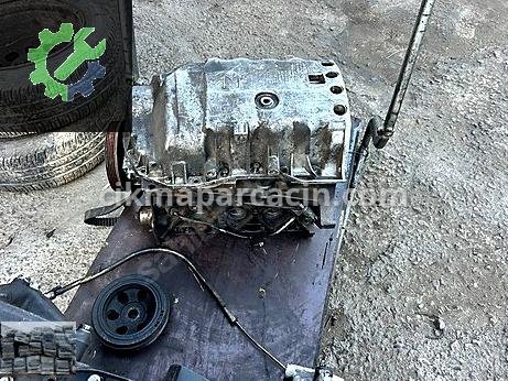 Renault Trafic Yarım Motor çıkma parça