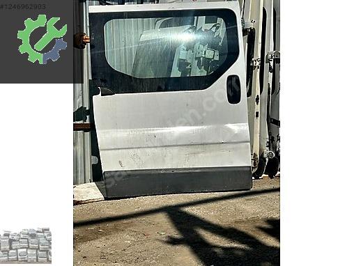 RENO TRAFİC SAG SÜRGÜLÜ KAPI