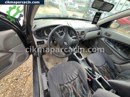 Nissan Almera Torpido çıkma parça