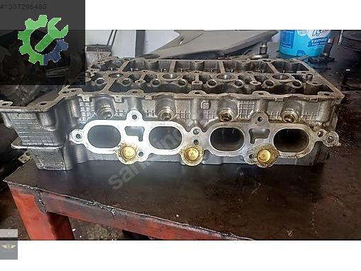 R 271 016 12 01 mercedes benzinli silindir kapağı