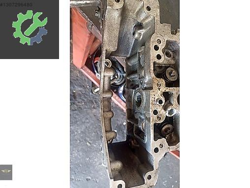 R 271 016 12 01 mercedes benzinli silindir kapağı