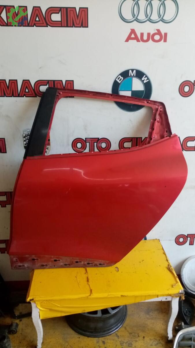 Renault Clio Sol Arka Kapı çıkma parça