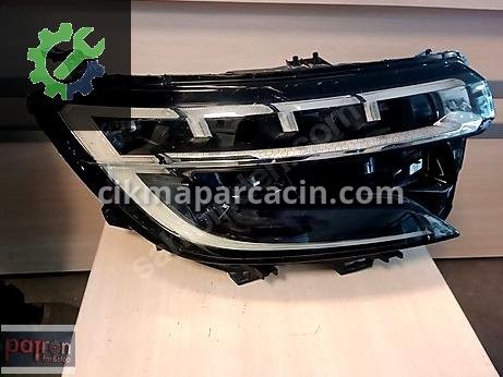 Renault Austral Sağ Ön Far çıkma parça