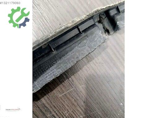 Renault Latitude Çamurluk (Ön) 668630013R çıkma parça