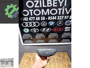 Renault Scenic arka bagaj açma butonu .