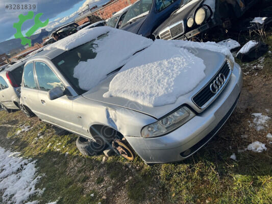 Audi A4 Far çıkma parça