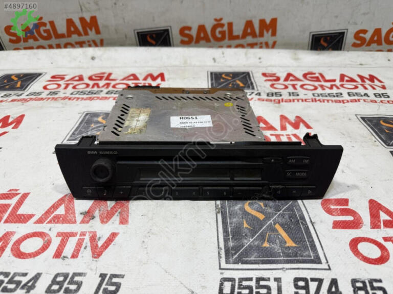 BMW X1 Teyp çıkma parça
