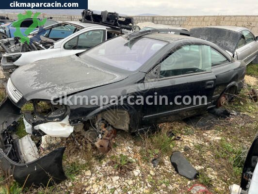 Opel Vectra Tavan çıkma parça