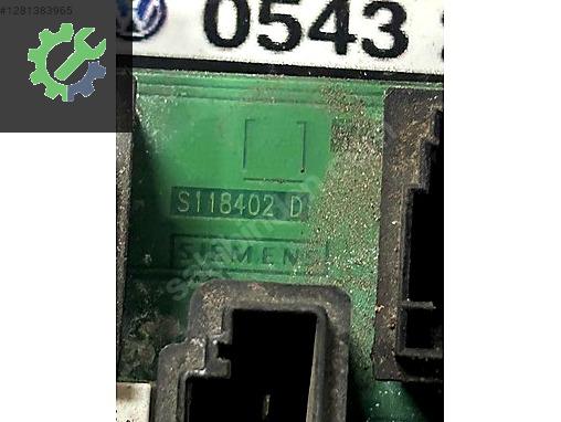 S118402D 8200306033A RENAULT MEGANE 2 SCENIC SİGORTA TAPLASİ SAM