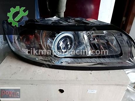 Volvo S40 Sağ Ön Far çıkma parça