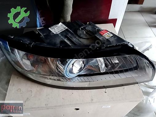 Volvo S40 Sağ Ön Far çıkma parça