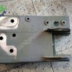 S60 V60 ŞASE UÇ DEMİRİ TAMPON BAĞLANTI DEMİRİ SAĞ 32377058 ÇIKMA