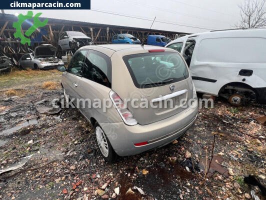 Lancia Ypsilon Stop çıkma parça