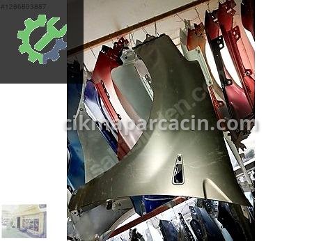Dacia Sandero Çamurluk çıkma parça