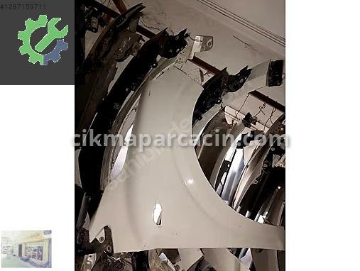 Dacia Sandero Çamurluk çıkma parça