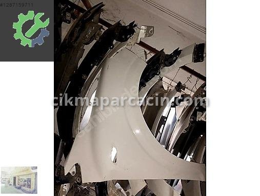 Dacia Sandero Çamurluk çıkma parça