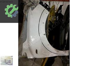 SANDERO 3 STEPWAY SAĞ ÇAMURLUK ORJİNAL ÇIKMA