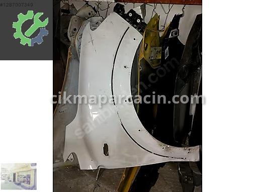 Dacia Sandero Çamurluk çıkma parça