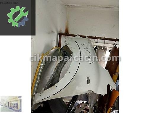 Dacia Sandero Sol Ön Çamurluk çıkma parça