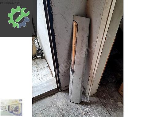 SCENİC 3 SAĞ ÖN KAPI BANDI 801861399R