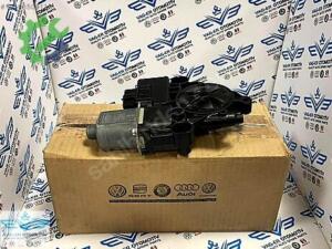 Seat Leon 2012-2015 Sıfır Cam Motoru 5Q0959812
