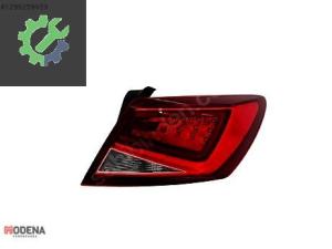 SEAT LEON 2013- ARKA STOP LEDLİ SAĞ SIFIR 5F0945208E