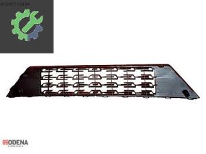 SEAT LEON 2020- ÖN TAMPON ORTA IZGARASI FR SIFIR 5FA853667A 9B9
