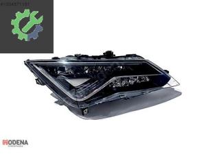 SEAT LEON ÖN FAR LED (LOGOSUZ) İTHAL SIFIR 2017 2018 2019 2020
