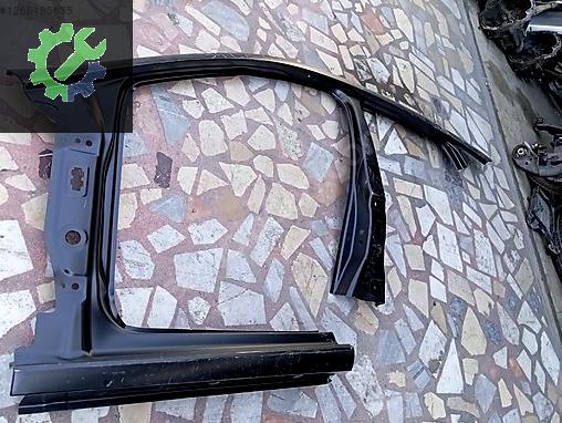SEAT LEON SOL KAPİ MASBİYEL FRANGART KAPİ KASASİ