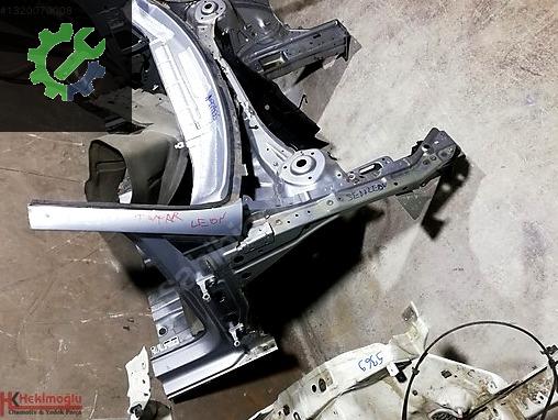 Seat Leon Marşpiyel Sacı çıkma parça