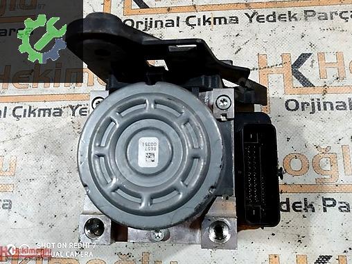 Volkswagen Golf Beyin 5154-7114 çıkma parça