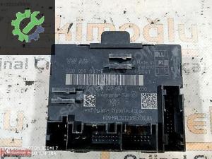 SEAT LEON VW GOLF KAPI MODÜLÜ BEYNİ 5Q4959593E, 5Q4959593B