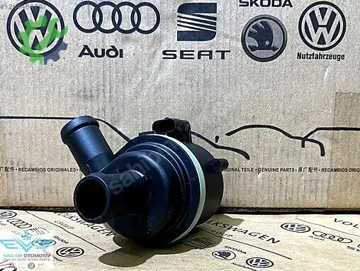 Skoda Fabia Devirdaim (su Pompası) 6R0965561A çıkma parça