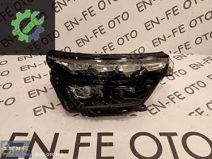 SKODA KAMİQ LED XENON SAĞ FAR ORJİNAL HATASIZ