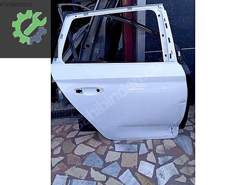 SKODA KAMİQ SAG ARKA KAPİ