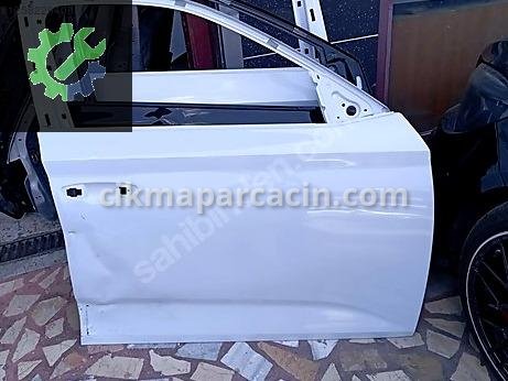 Skoda Kamiq Kapı Menteşesi çıkma parça