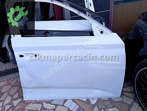 Skoda Kamiq Kapı Menteşesi çıkma parça
