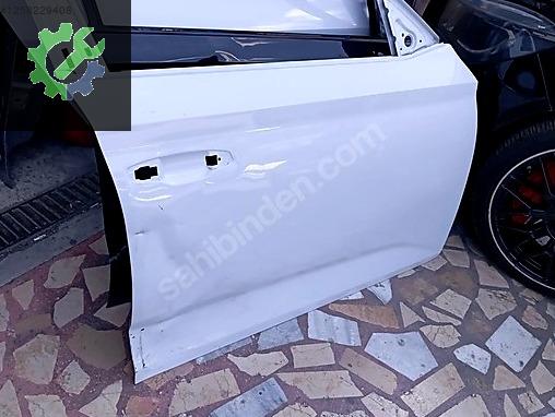 SKODA KAMİQ SAG ON KAPİ