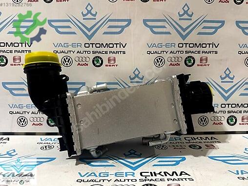 Skoda Karoq Radyatör 04E145785M çıkma parça