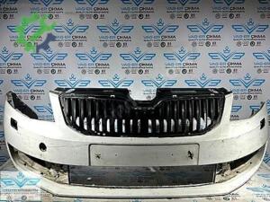 Skoda Octavia 2013-2014 Çıkma Ön Tampon 5E0807221