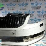 Skoda Octavia 2013-2014 Çıkma Ön Tampon 5E0807221