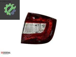 SKODA RAPİD 2017- ARKA STOP LAMBASI SAĞ SIFIR 5JH945112A