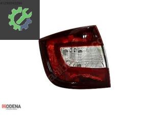 SKODA RAPİD 2017- ARKA STOP LAMBASI SOL SIFIR 5JH945111A