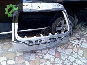 SKODA SCALA BAGAJ KAPAGİ