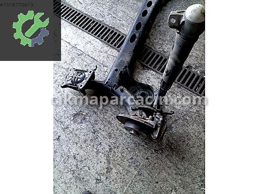 Skoda Scala Arka Dingil çıkma parça