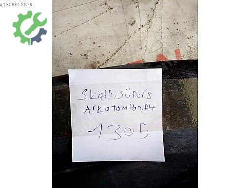 Skoda Superb Arka Tampon çıkma parça