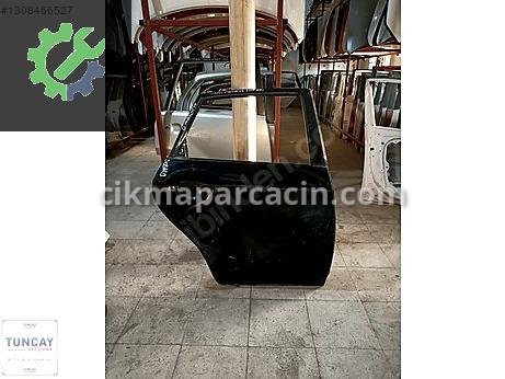 Subaru Impreza Sağ Arka Kapı çıkma parça